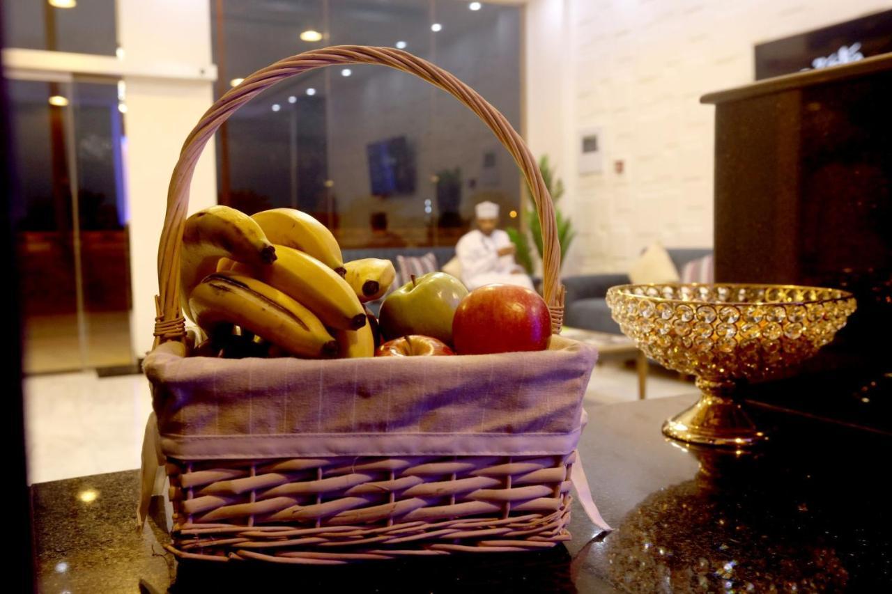 Golden Crown Hotel Alseeb Muscat Esterno foto