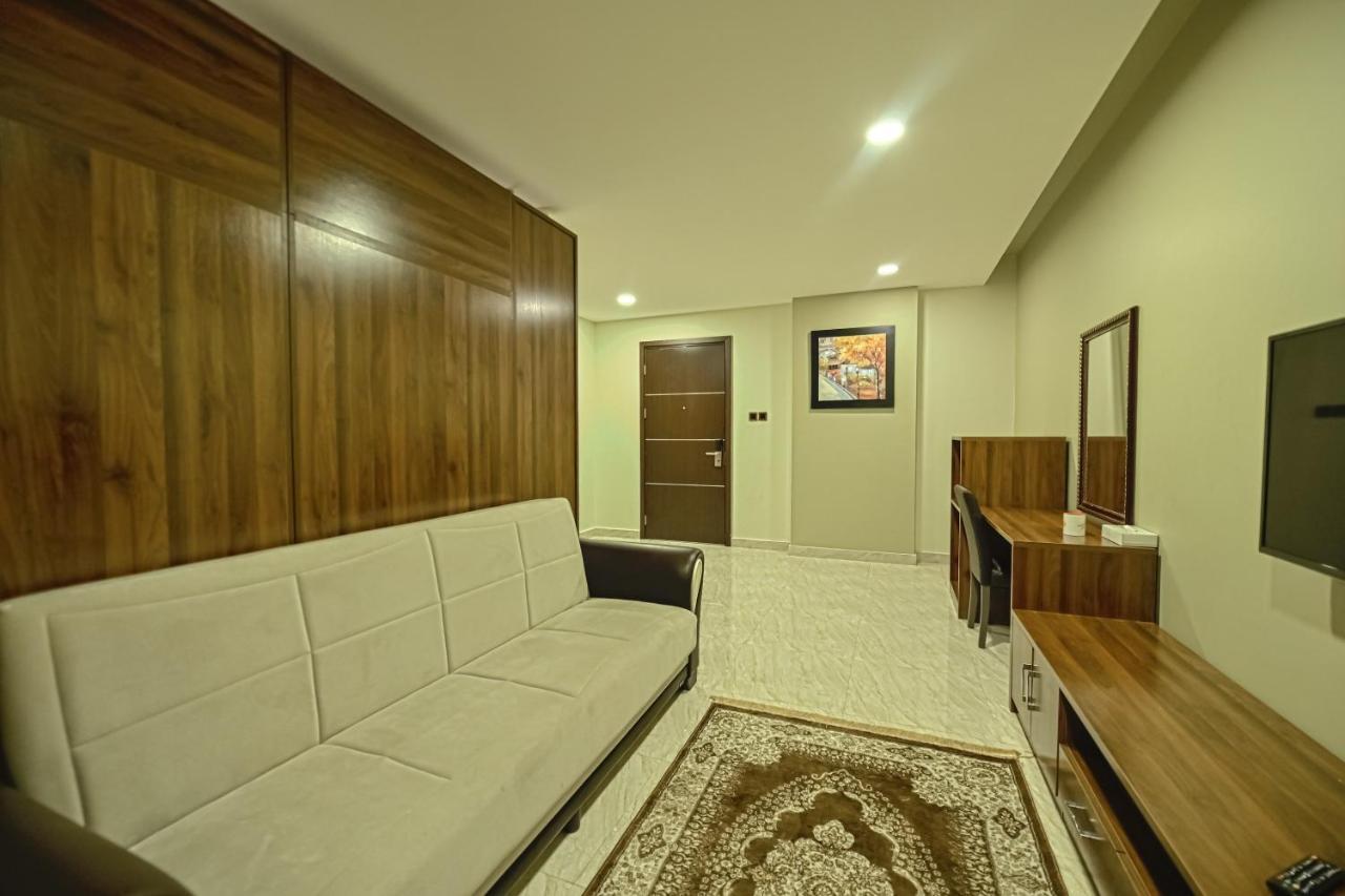 Golden Crown Hotel Alseeb Muscat Esterno foto